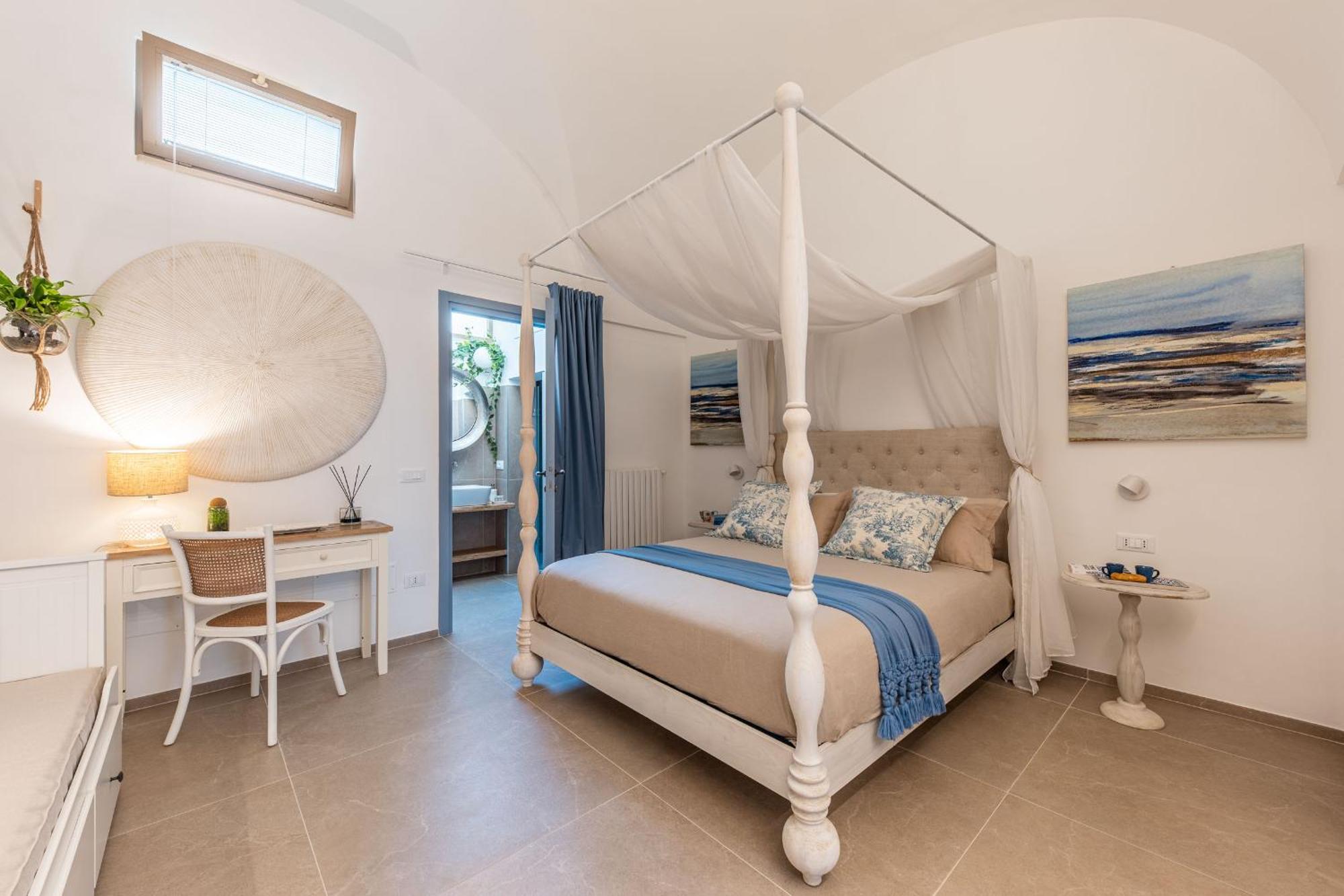 Апартаменты Loft Regina Minor Монополи Экстерьер фото